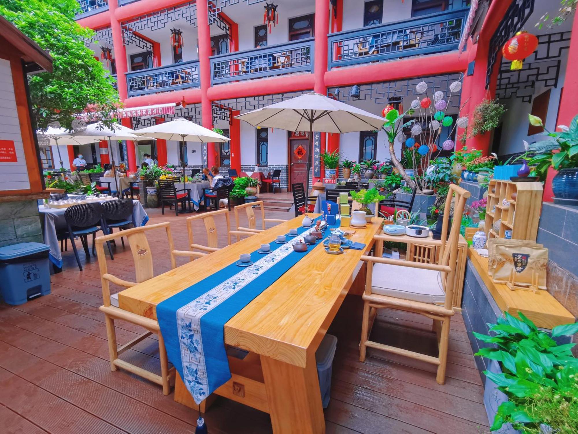 Wenjun Courtyard Hotel Чэнду Экстерьер фото